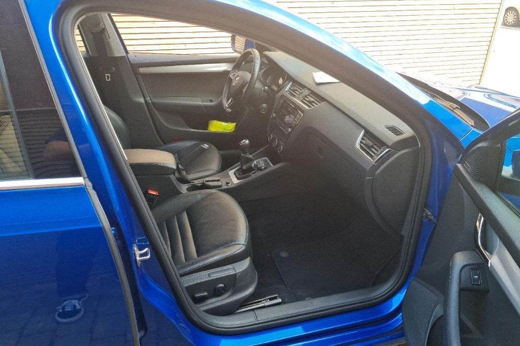 Skoda Octavia Combi 2016 фото 3