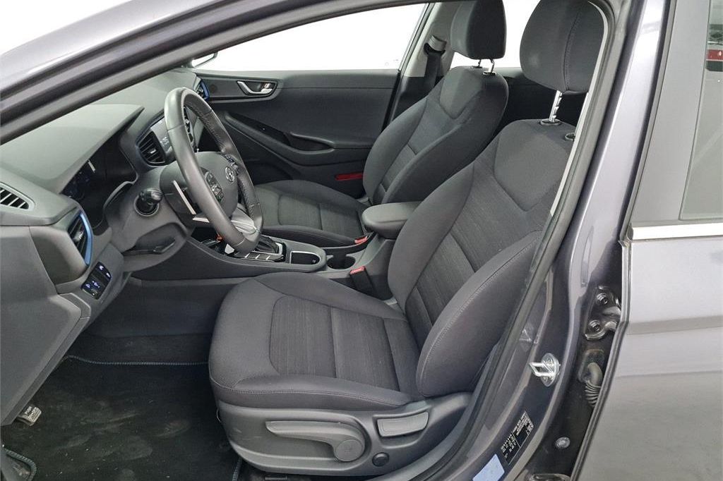 Hyundai Ioniq 2018 фото 5
