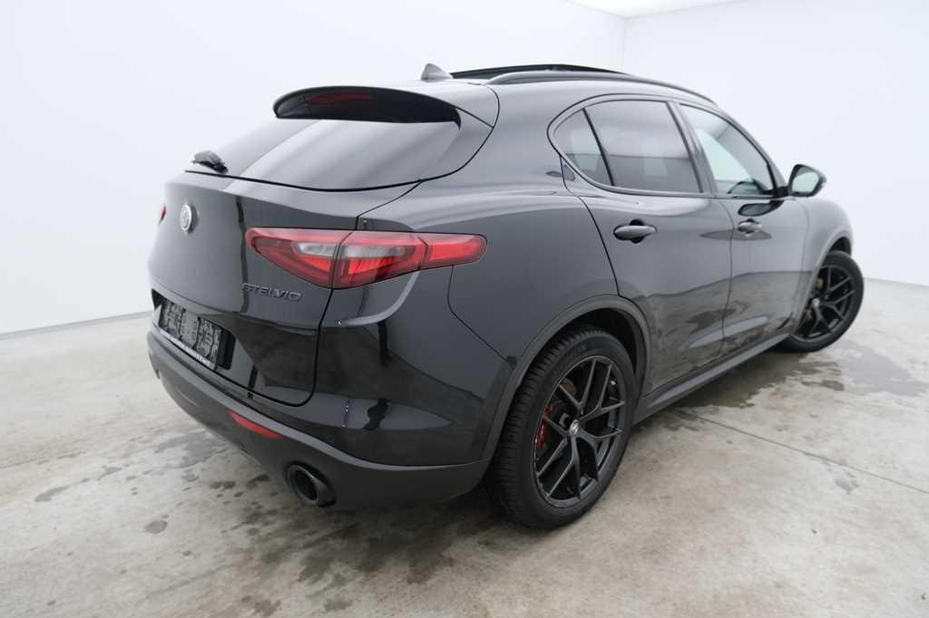 Alfa Romeo Stelvio 2019 photo 3