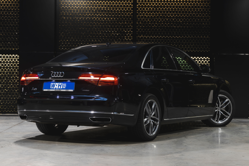 Audi A8 2015 фото 5