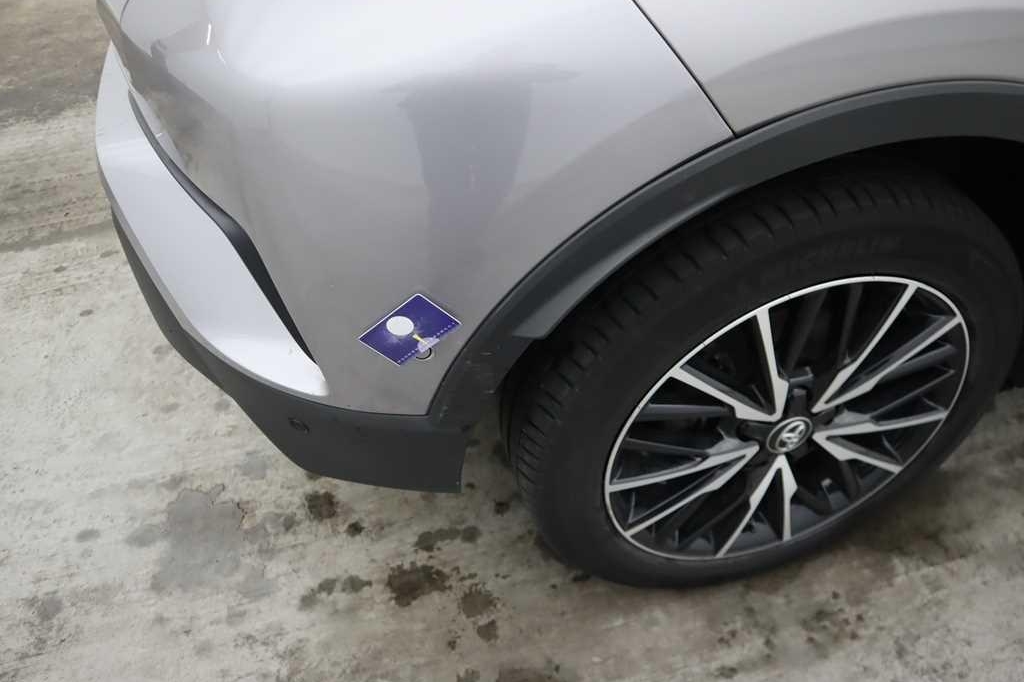 Toyota C-HR 2017 фото 37