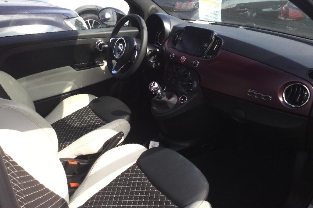 Fiat 500 2020 photo 2