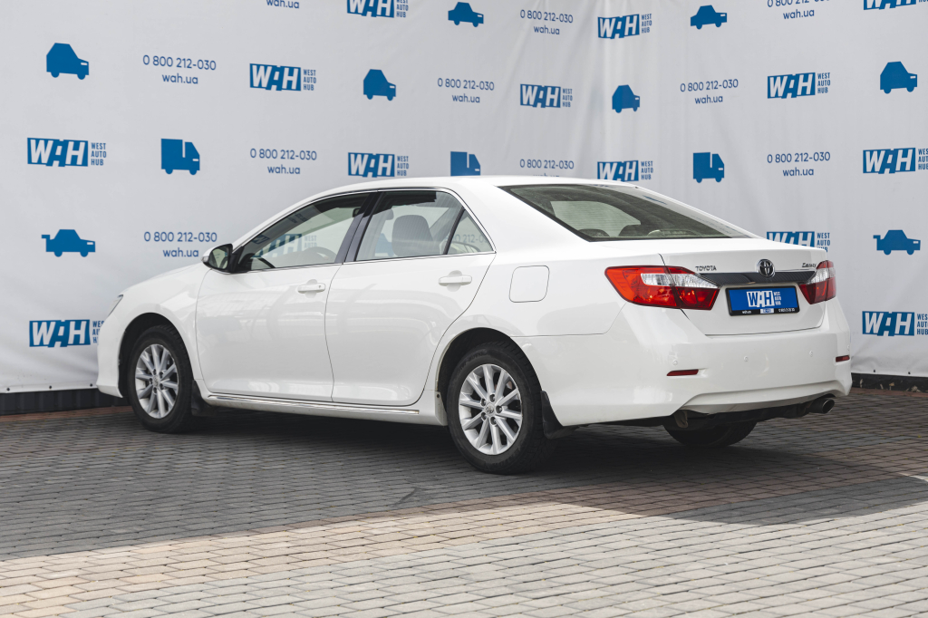 Toyota Camry 2013 photo 10
