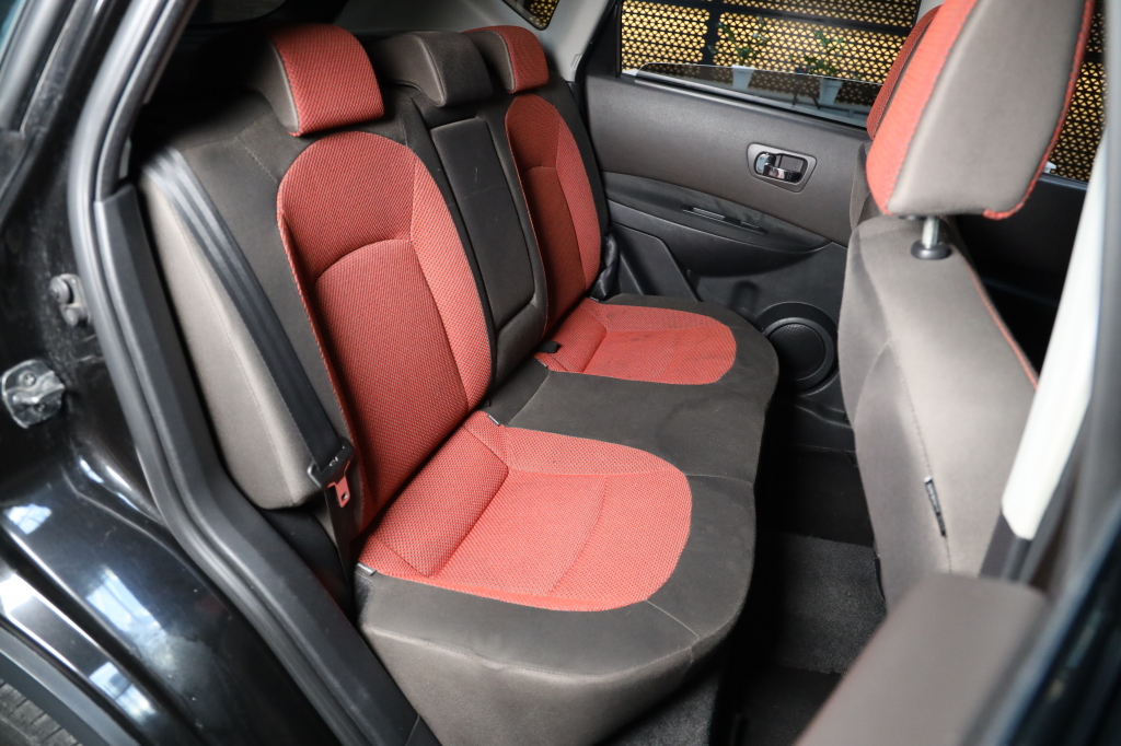 Nissan Qashqai 2008 photo 12