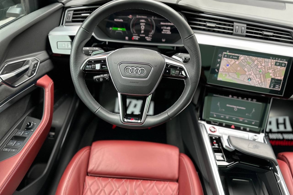 Audi e-tron S 95 kWh 2022 photo 23