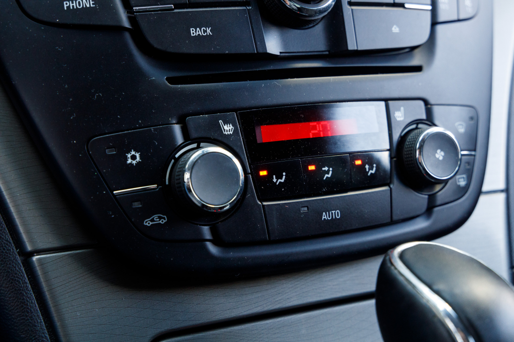 Opel Insignia 2009 фото 13