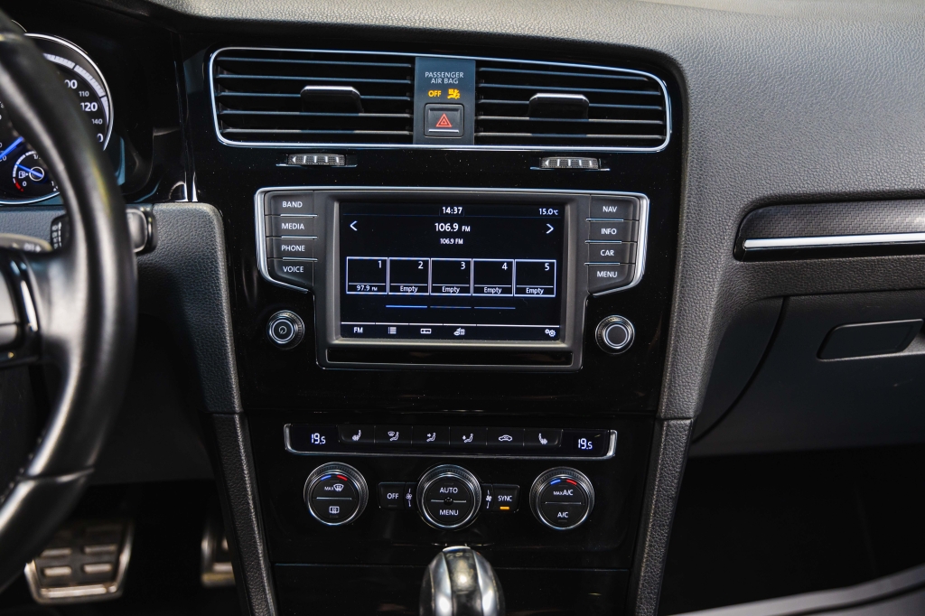 Volkswagen Golf R 2017 photo 31