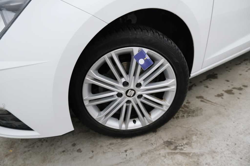 SEAT Leon 2017 photo 31