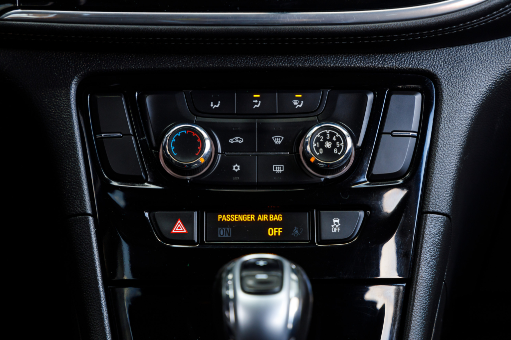 Buick Encore 2017 фото 26