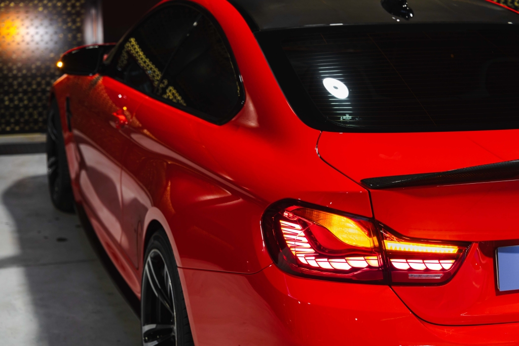 BMW M4 2015 фото 21