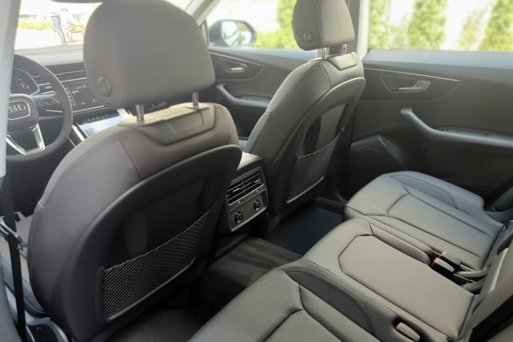 Audi Q8 50 TDI 2023 фото 12