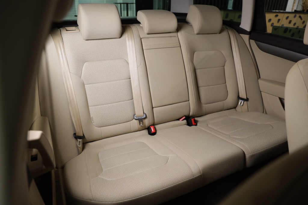 Volkswagen Passat 2013 фото 1