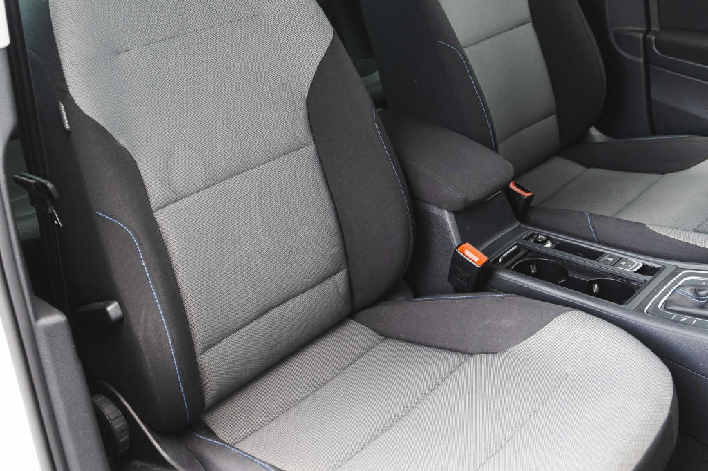 Volkswagen e-Golf 2014 фото 25