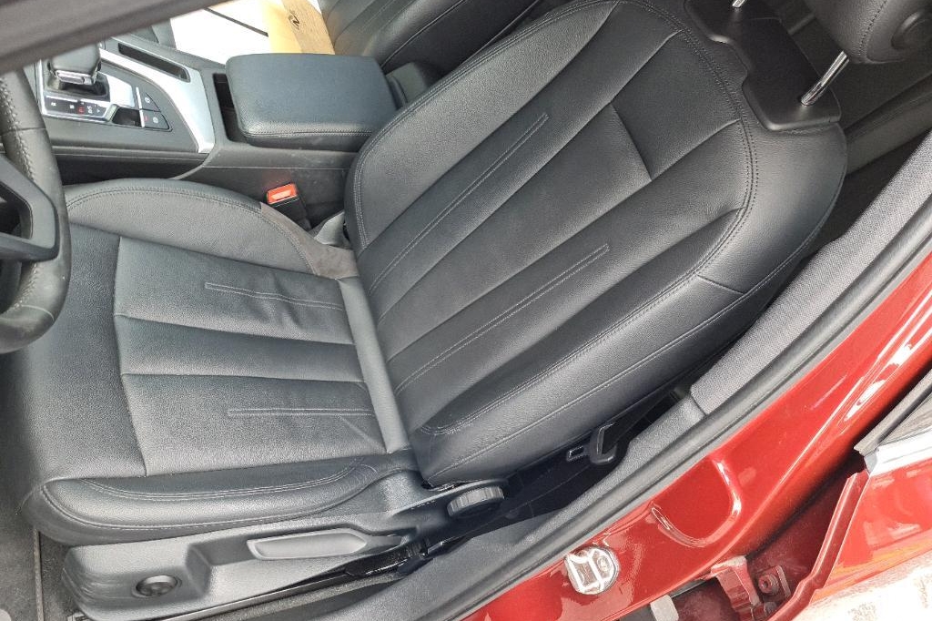 Audi A4 Avant 2017 photo 26