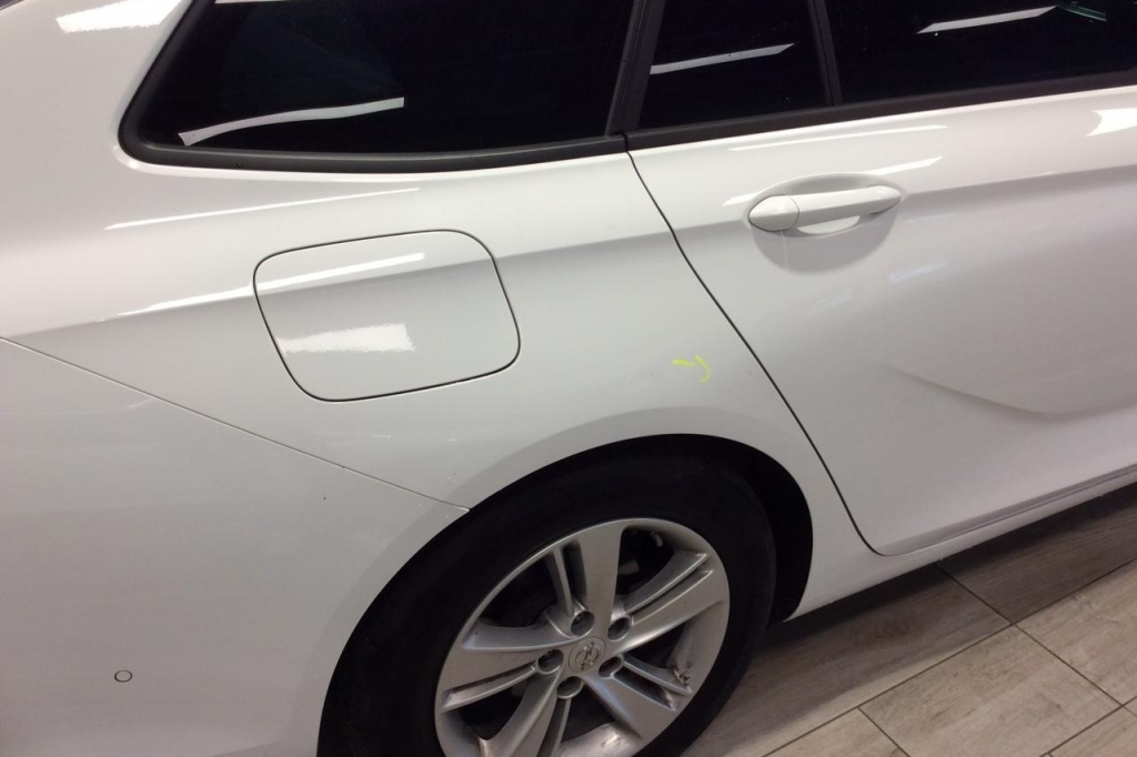 Opel Insignia Sports Tourer 2018 photo 19