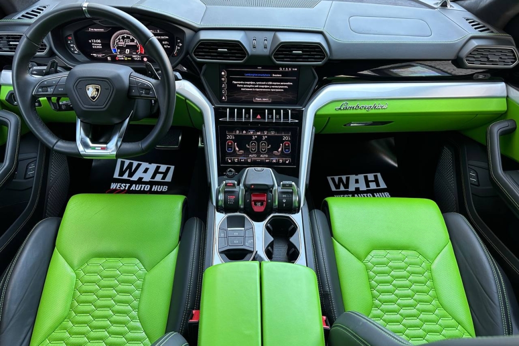 Lamborghini Urus 2019 фото 21