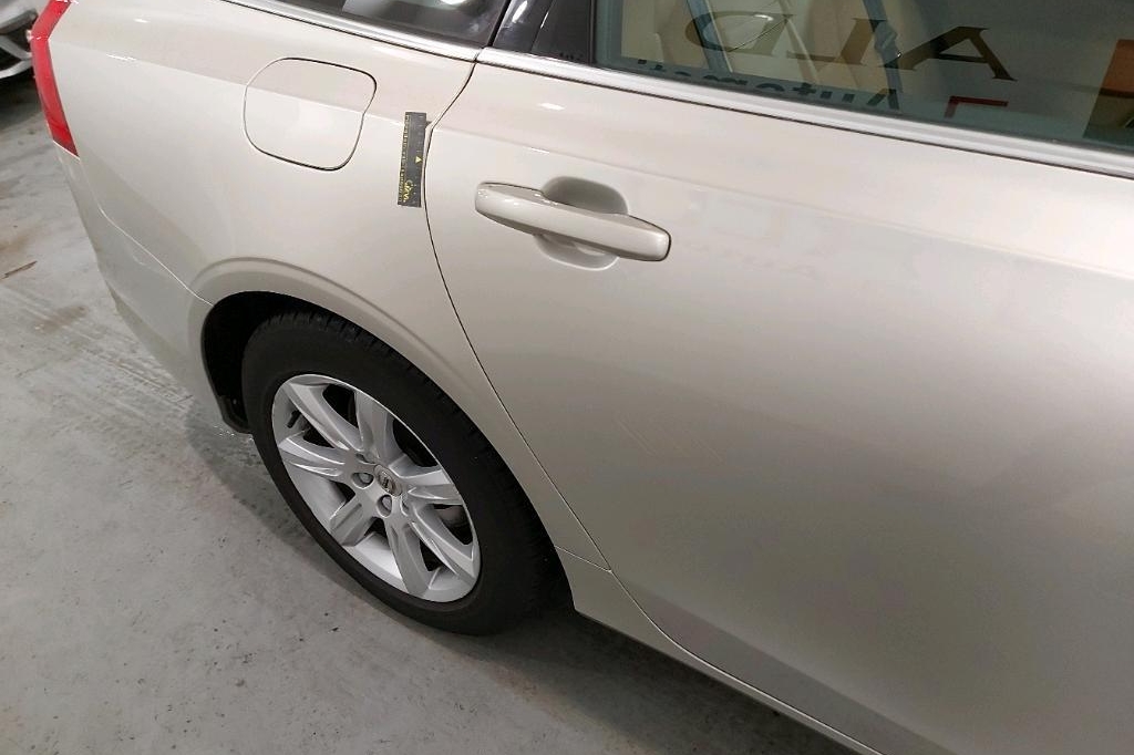 Volvo V90 2017 фото 20