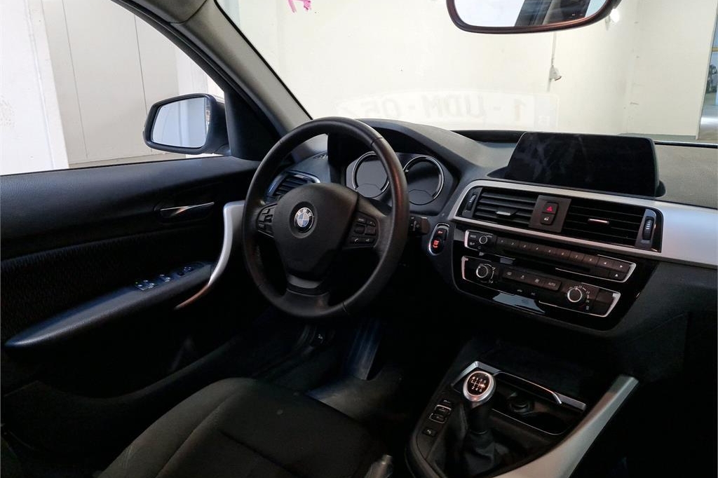 BMW 1er 2018 фото 2