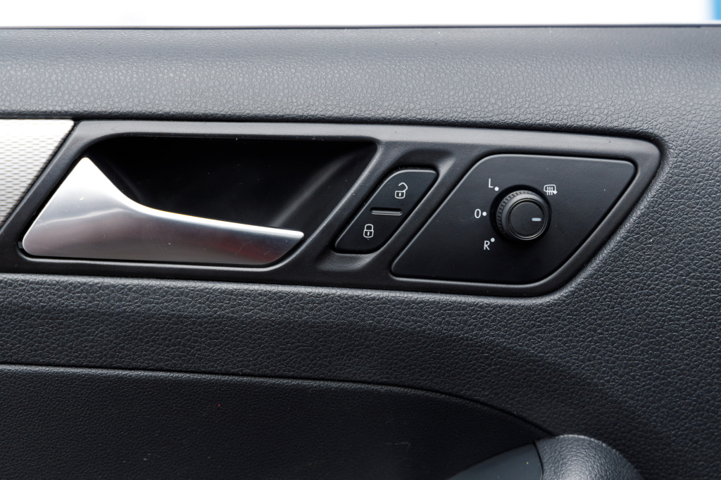 Volkswagen Jetta S 2017 фото 9