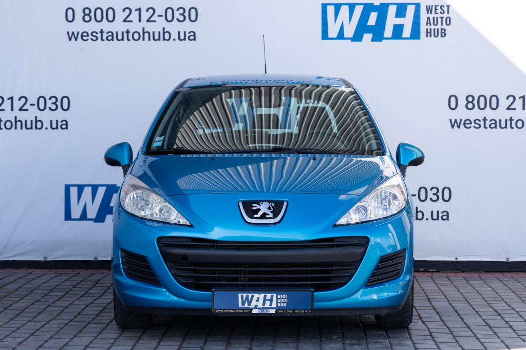 Peugeot 207 Urban Move 2011 photo 1