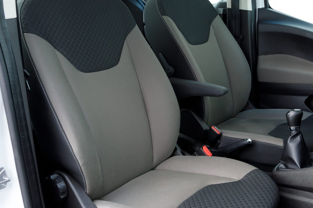 Ford Courier 2017 фото 11