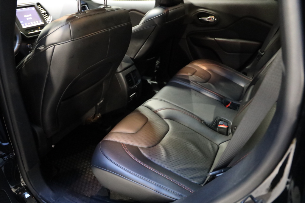 Jeep Cherokee 2019 фото 23