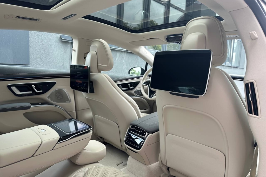 Mercedes-Benz EQS 500 2021 фото 18