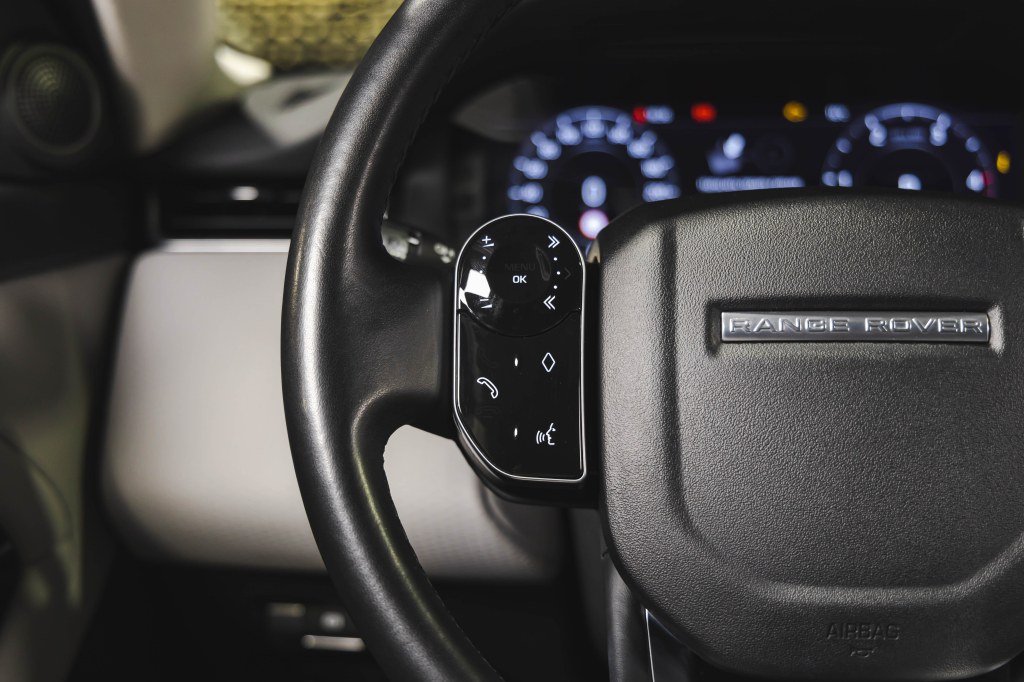 Land Rover Range Rover Evoque 2020 фото 22