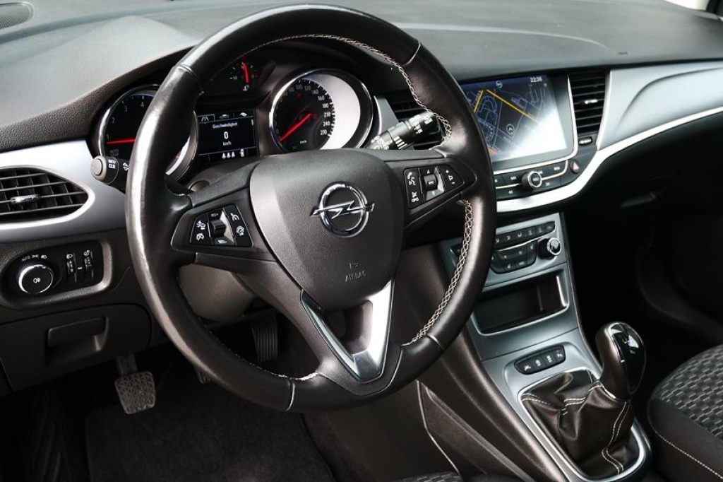 Opel Astra Sports Tourer 2018 photo 4