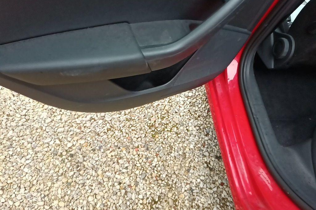 Skoda Octavia Combi 2018 photo 28