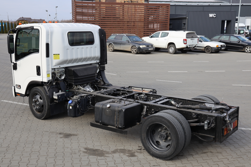 Isuzu NPR 2019 фото 3