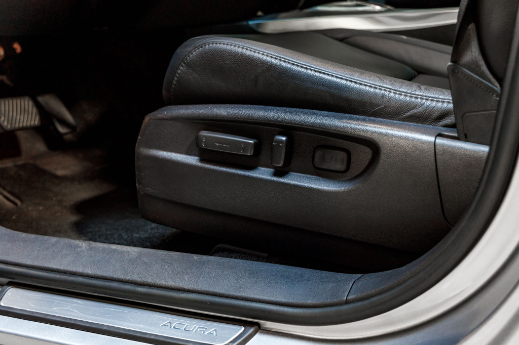 Acura MDX 2016 photo 32