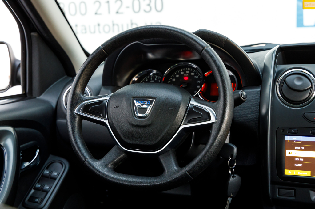 Dacia Duster 2017 фото 10