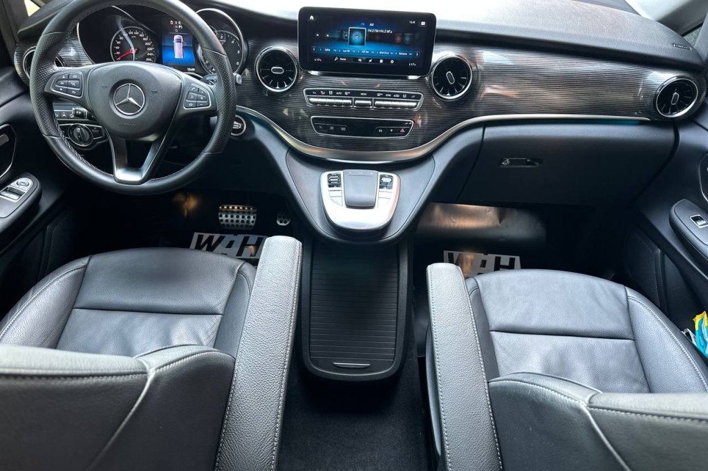 Mercedes-Benz V-Class  220d Long AT 2020 фото 18