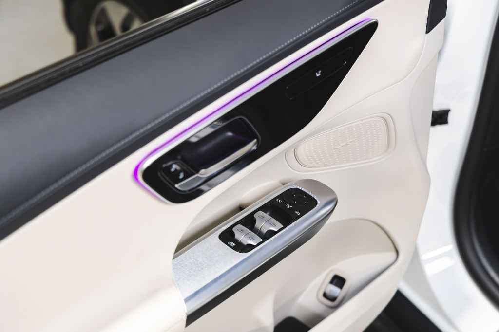 Mercedes-Benz GLC-Class 2023 фото 28