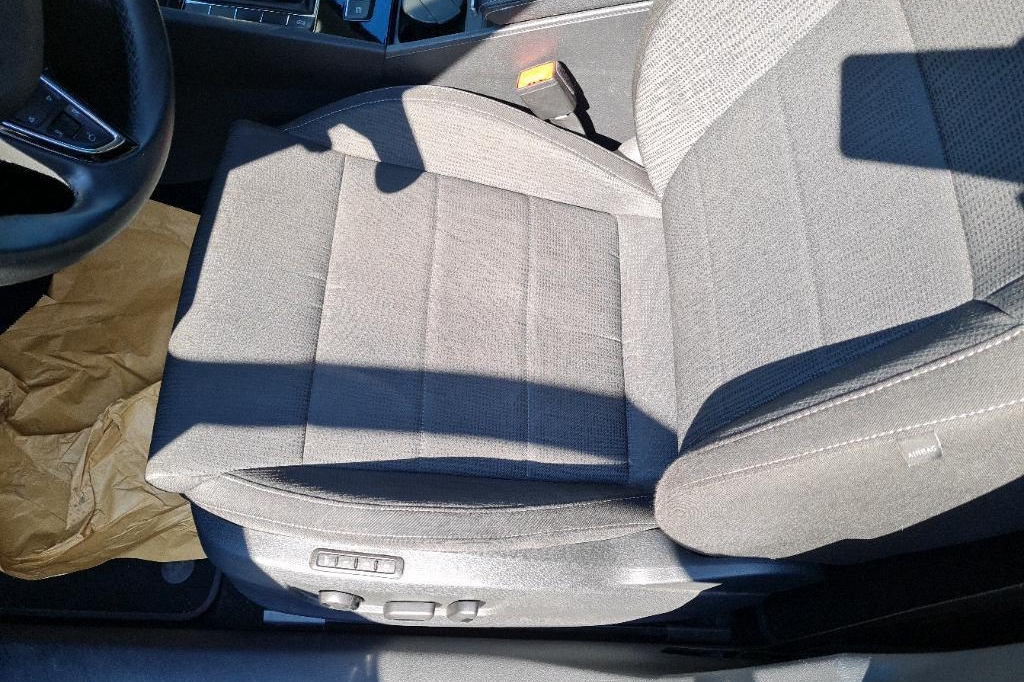 Skoda Superb Combi 2017 photo 18