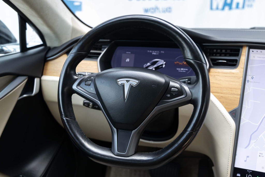 Tesla Model S 75D 2018 фото 22