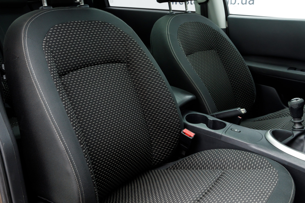 Nissan Qashqai+2 2009 фото 7