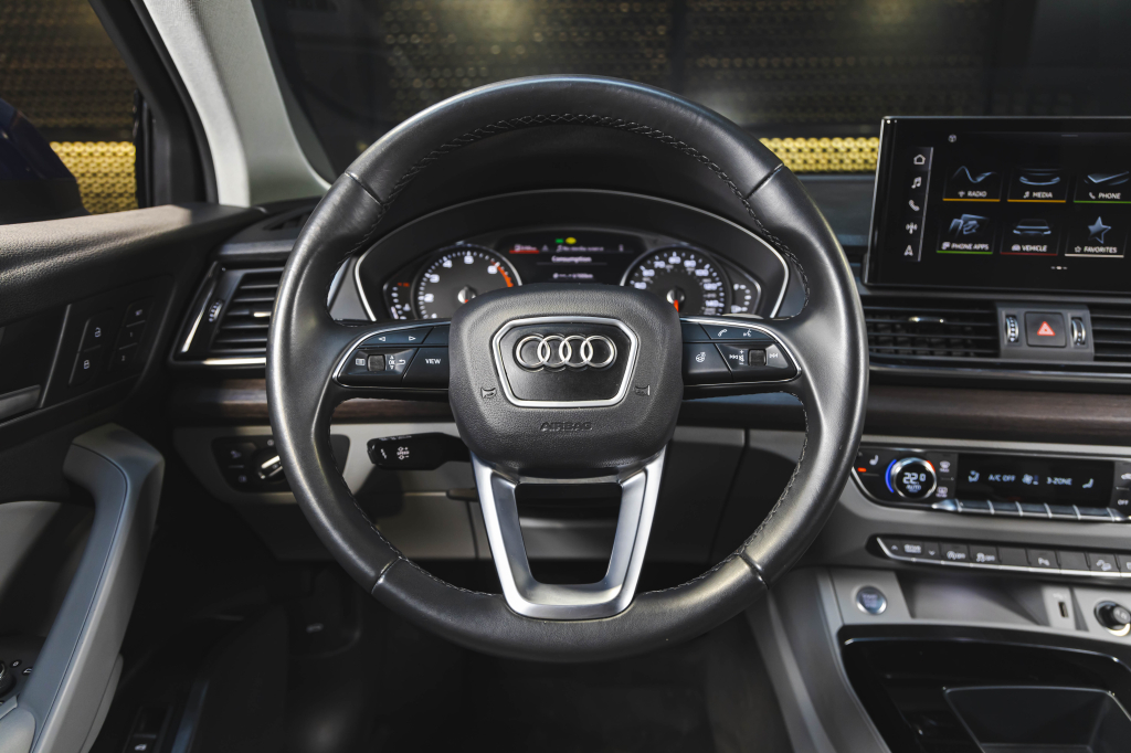 Audi Q5 2020 photo 25