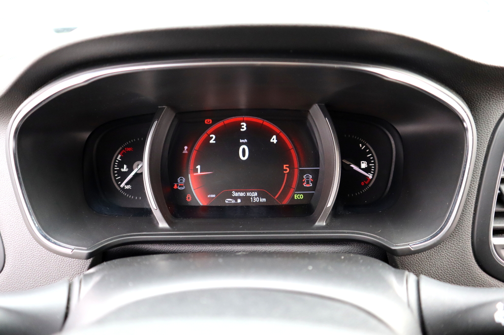 Renault Megane 2017 фото 35