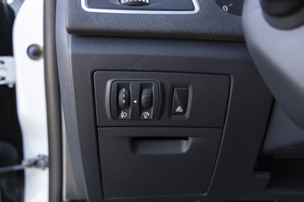 Renault Laguna 2014 фото 13