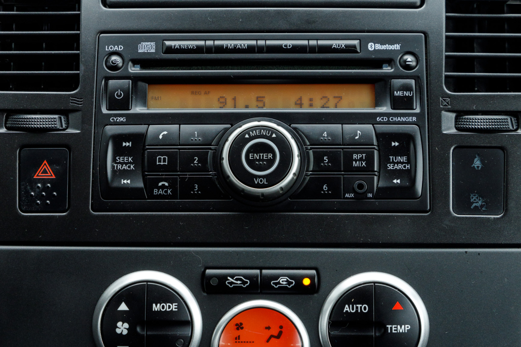 Nissan TIIDA 2010 фото 15