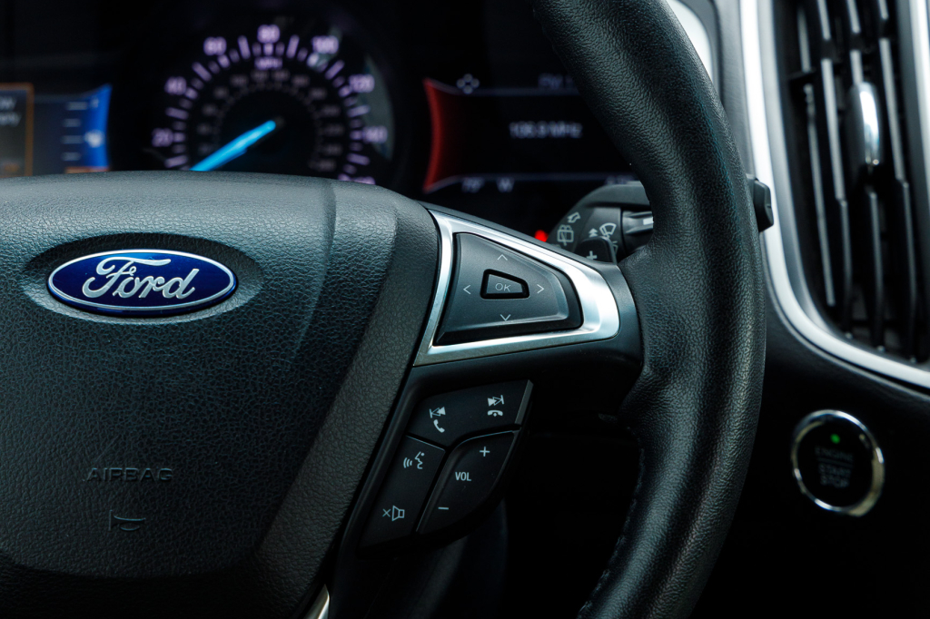 Ford Edge 2017 фото 17