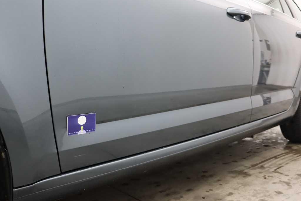 Skoda Octavia Combi 2018 photo 22