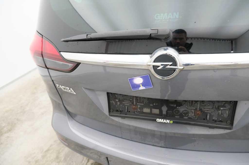 Opel Zafira Tourer 2015 фото 43