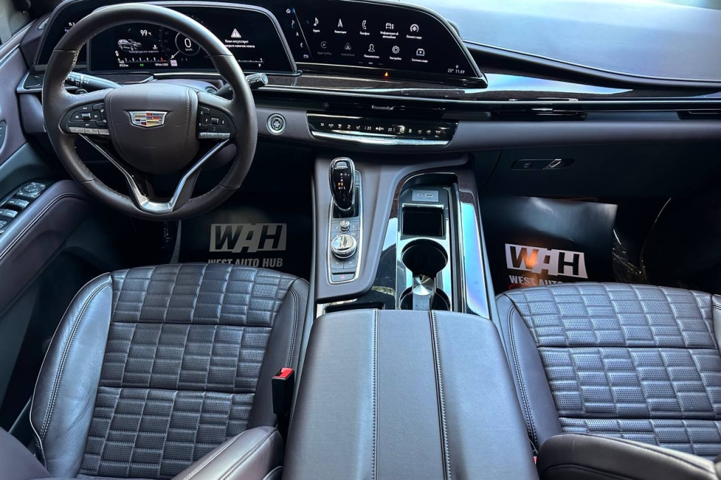 Cadillac Escalade Platinum 4WD 2022 фото 24