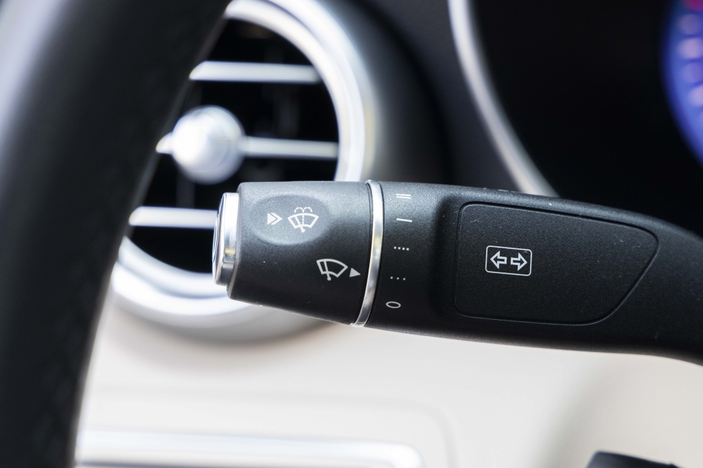 Mercedes-Benz C-Class C300 4Matic 2019 фото 42