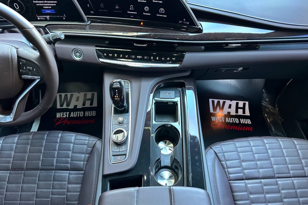 Cadillac Escalade Platinum 4WD 2022 фото 26