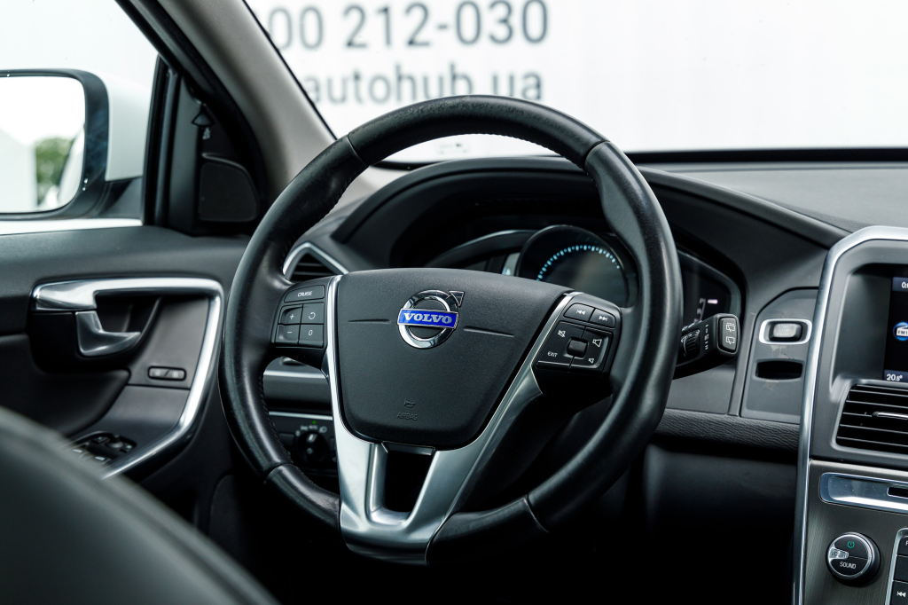 Volvo XC60 2015 photo 26