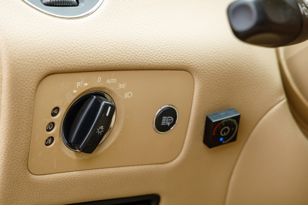 Mercedes-Benz CLS 500 2005 фото 12